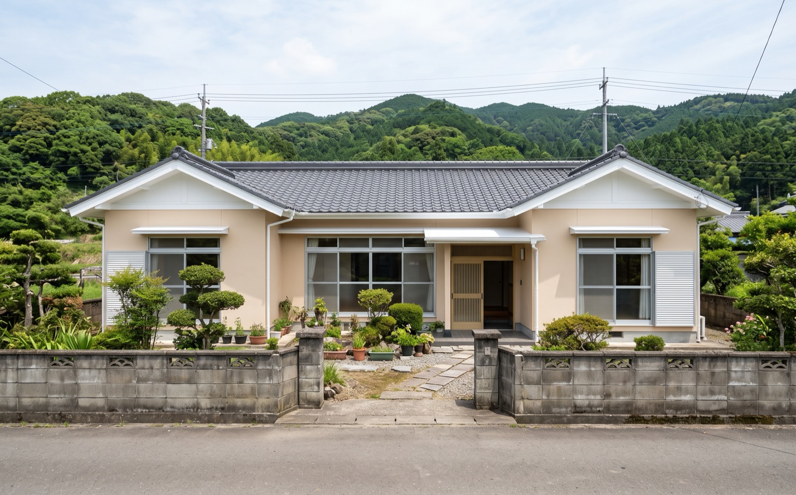 塗り替えを終えた家の外壁